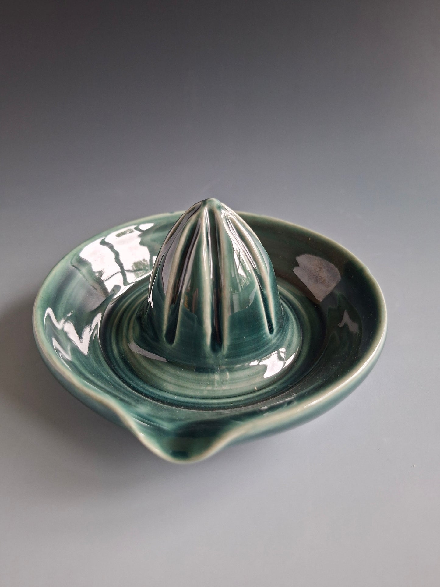 Forest Green Lemon Juicer