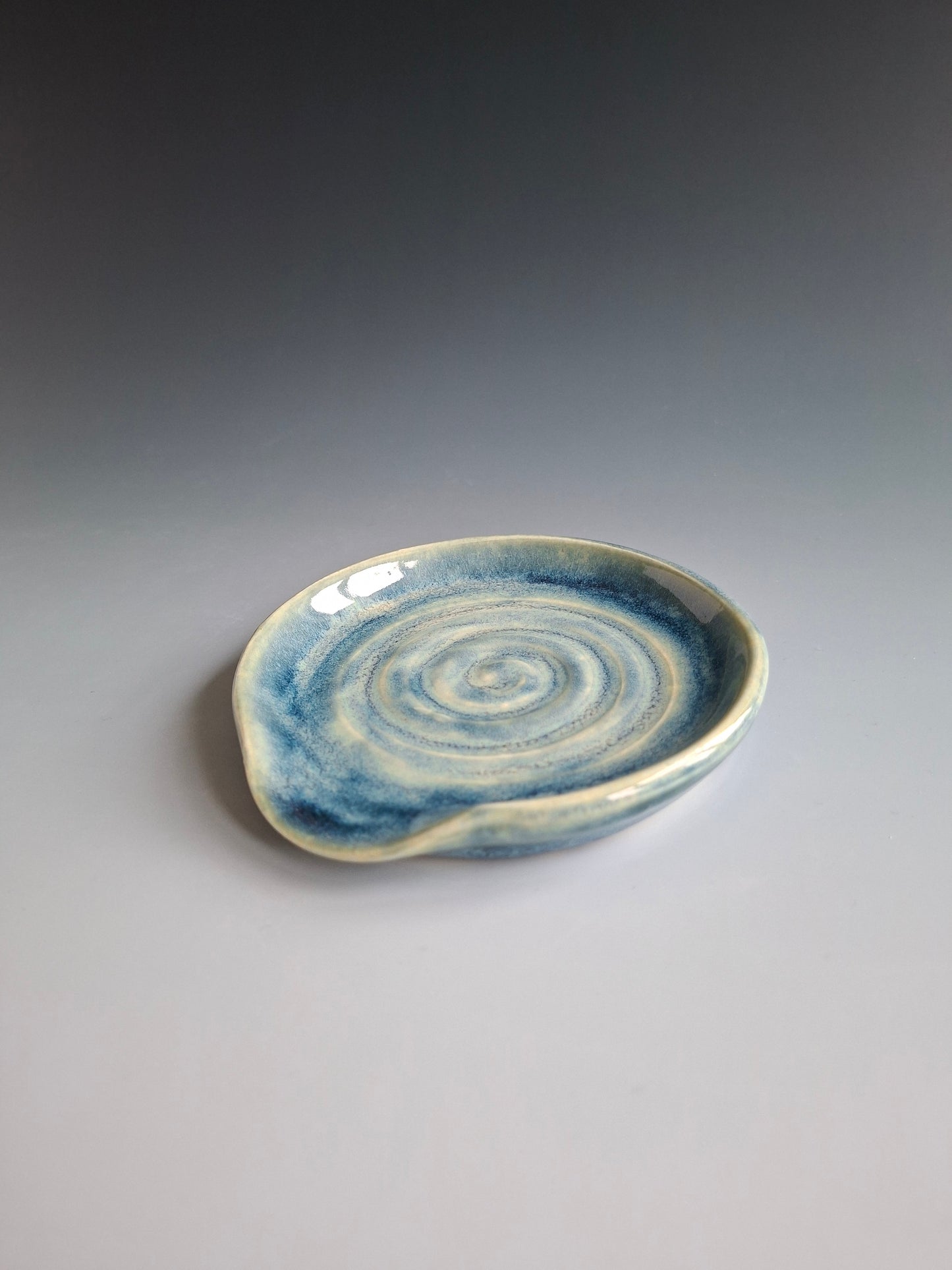 Blue Cloud Spiral Spoon Rest